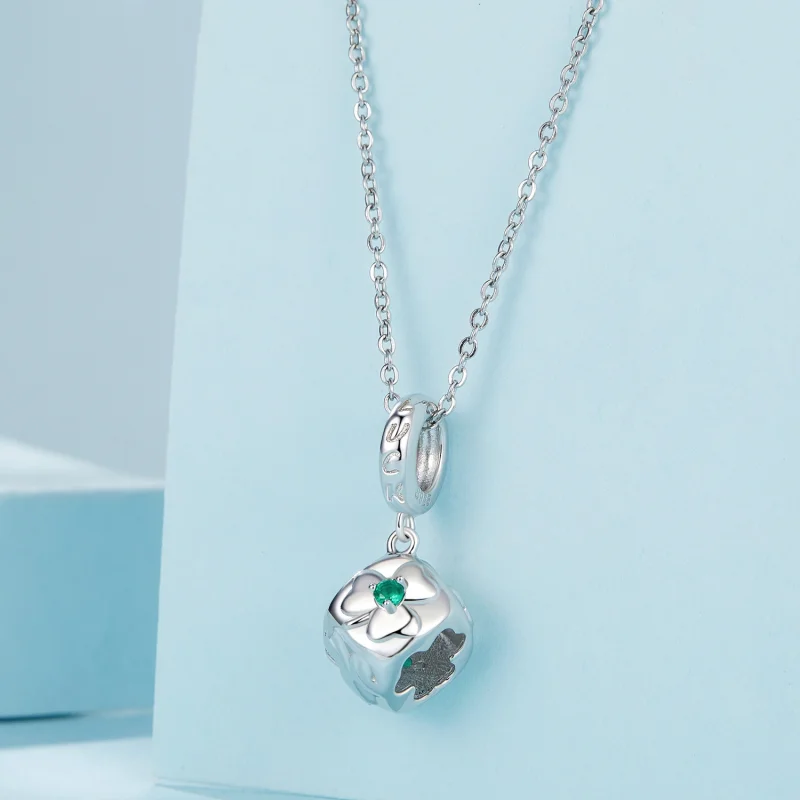 (imagem para) Pingente Dado de Trevo de Quatro Folhas PANDORA Style - SCC2839 - Visualizar 3