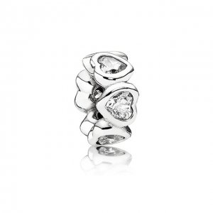 Separador PANDORA de Prata Corações de Zircônias - 791252CZ