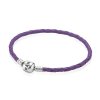 Bracelete PANDORA De Couro Roxa Com O Fecho Bracelete PANDORA De Couro Roxa Com O Fecho