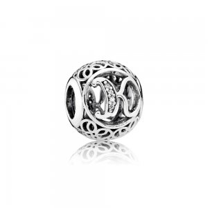Charm PANDORA Alfabeto Vintage Letra K - 791855CZ Charm PANDORA Alfabeto Vintage Letra K - 791855CZ