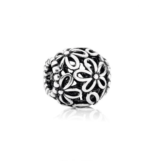 Charm PANDORA de Prata Vazado Flor de Margarida - 790890  Clique na imagem para fechar