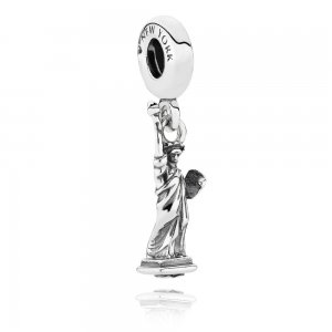 Charm PANDORA de Prata Pendente Estátua da Liberdade - 791077 Charm PANDORA de Prata Pendente Estátua da Liberdade - 791077
