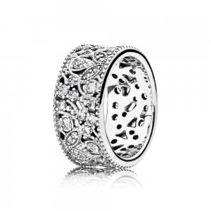 Shimmering Leaves Ring - 190965CZ Shimmering Leaves Ring - 190965CZ