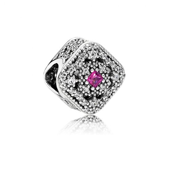 Charm PANDORA Tesouro dos Contos de Fada - 792013NCC  Clique na imagem para fechar