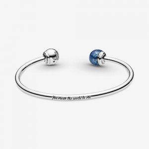 Bracelete Rigido Aberto planeta azul e globo Pandora - 599223C01 Bracelete Rigido Aberto planeta azul e globo Pandora - 599223C01
