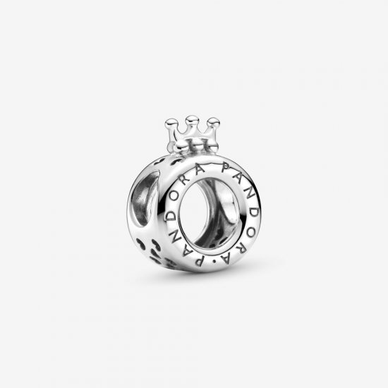 Charm Coroa em O com Logo Pandora Pandora - 799036C00  Clique na imagem para fechar