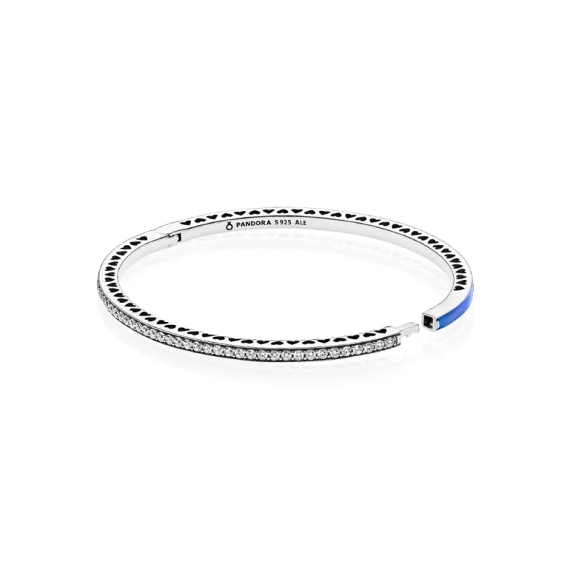 (imagem para) Bangle Radiant Hearts of PANDORA Azul - 590537EN82 - Pulseiras - Visualizar 2