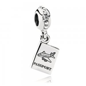 Charm PANDORA de Prata Pendente Passaporte - 791147CZ Charm PANDORA de Prata Pendente Passaporte - 791147CZ