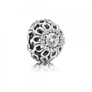 Charm PANDORA de Prata Vazado Brilho Floral - 791260CZ Charm PANDORA de Prata Vazado Brilho Floral - 791260CZ