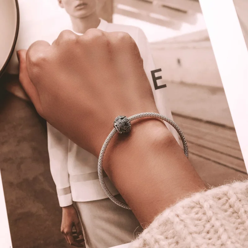 (imagem para) Pandora Style Embossed Flowers Charm - SCC2097 - Visualizar 6