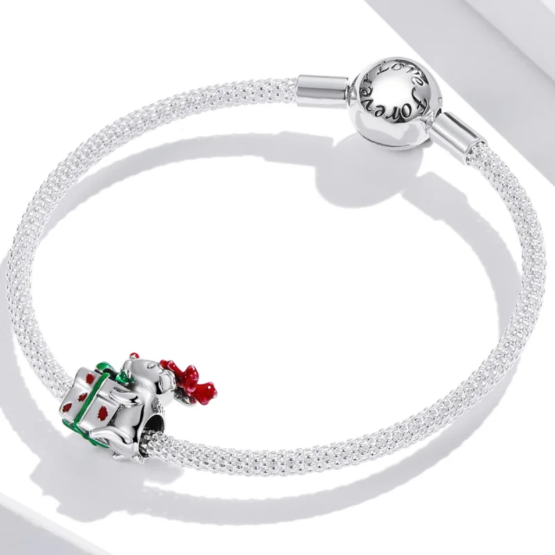 (imagem para) Pandora Style Reindeer Giving Gifts Charm - BSC540 - Visualizar 3