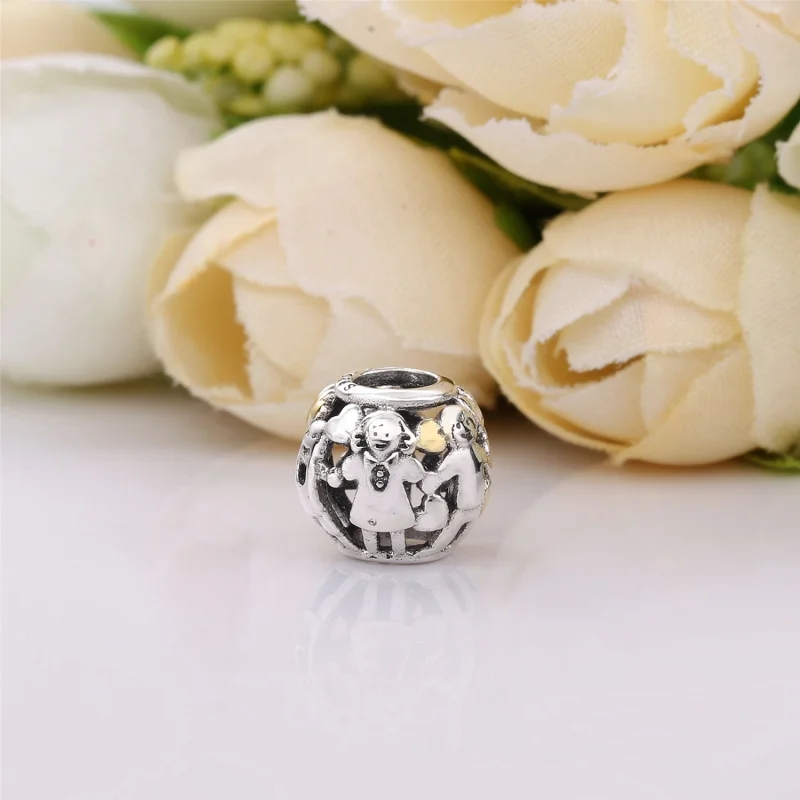 (imagem para) Charm PANDORA de Prata e Ouro Família - 791040 - Visualizar 2