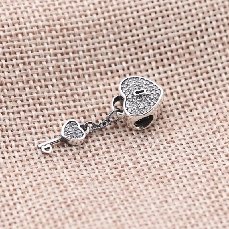 (imagem para) Charm berloques PANDORA Conquista do Amor - 791429CZ - Visualizar 2