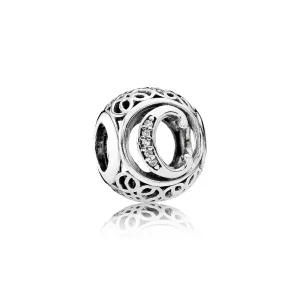 (imagem para) Charm PANDORA Alfabeto Vintage Letra C - 791847CZ