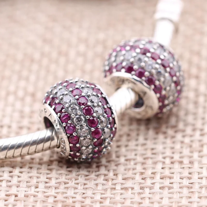 (imagem para) Charm PANDORA de Prata Pavê de Zircônia Bicolor Vermelha - 791172CZR - Visualizar 2