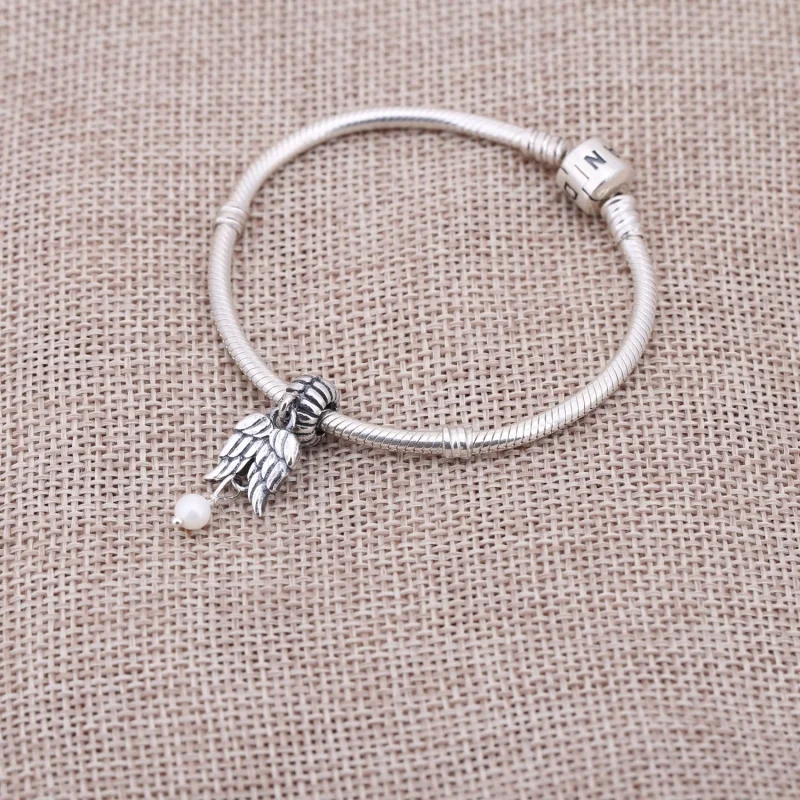 (imagem para) Charm PANDORA de Prata Pendente Asas de Anjo e Pérola - 790975P - Visualizar 2
