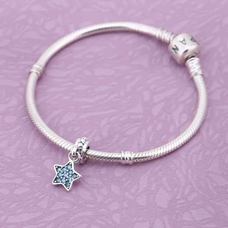 (imagem para) Charm PANDORA de Prata Pendente Estrela de Pavê Azul - 791024CZB - Visualizar 2