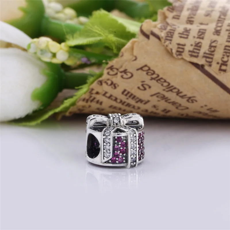 (imagem para) Charm PANDORA Presente de Natal Perfeito - 792006CZR - Visualizar 4