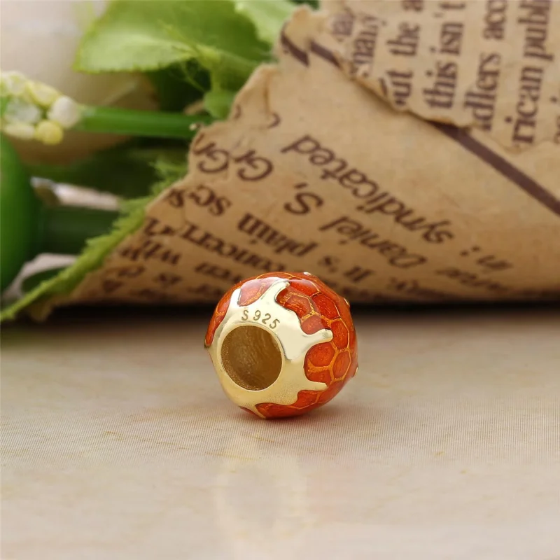 (imagem para) Charm PANDORA Shine Mel Dourado - 767120EN158 - Visualizar 4