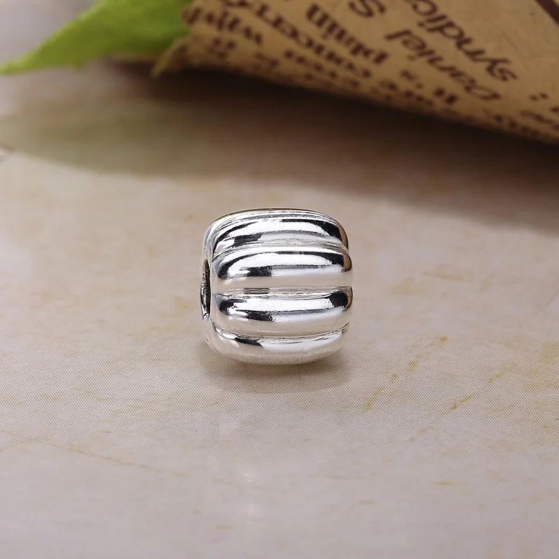 (imagem para) Clipe PANDORA de Prata Canelado - 790163 - Visualizar 2