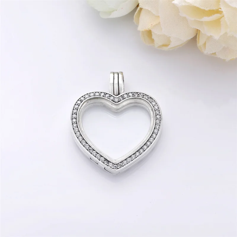 (imagem para) PANDORA Petite Floating Locket Brilhante Coração - 797248CZ - Visualizar 2