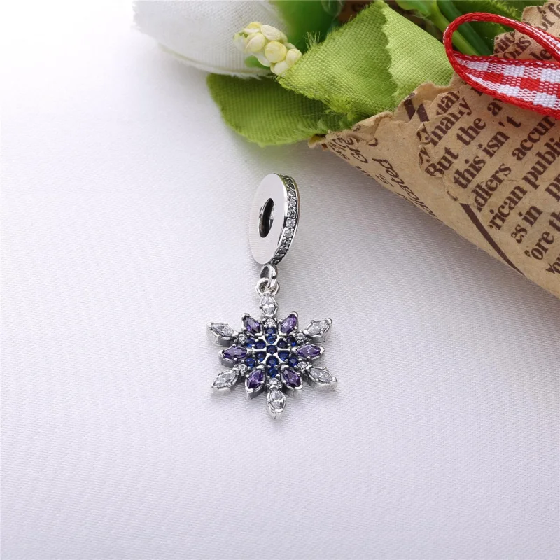 (imagem para) Pendente PANDORA Brilhante Cristal de Neve - 791761NBLMX - Visualizar 4