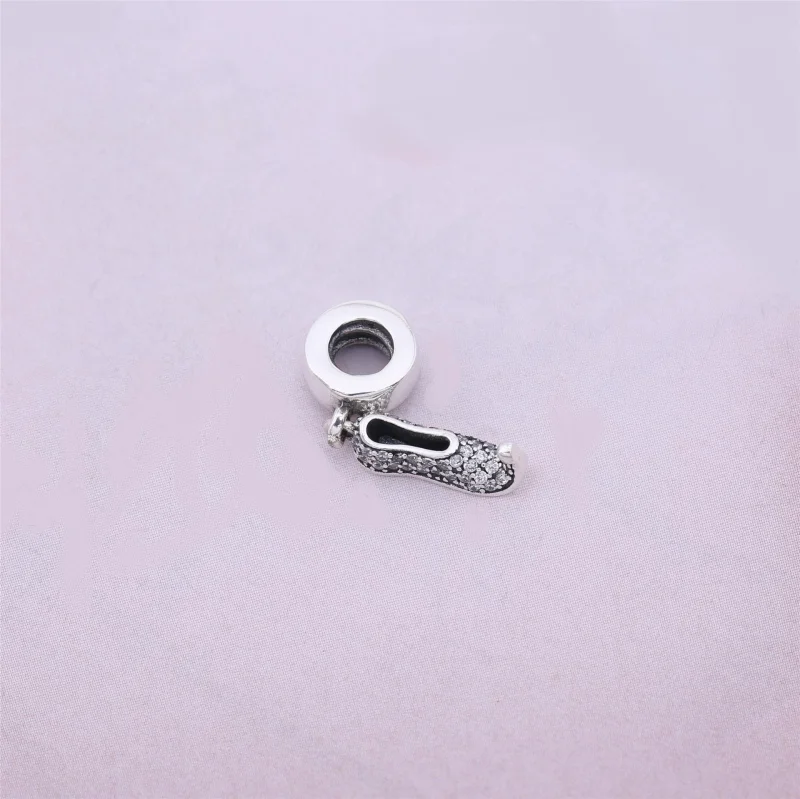 (imagem para) Pingente Pandora de prata Disney, Jasmine's Sparkling Slipper - Visualizar 3