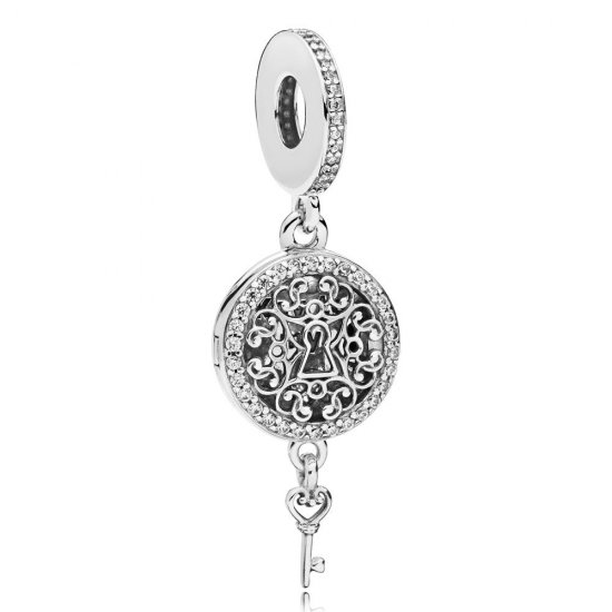 Pingente PANDORA Chave do Mundo Real - 797660CZ  Clique na imagem para fechar