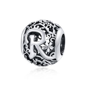 Charm Flores com orifícios, letra R estilo Pandora - SCC1444-R Charm Flores com orifícios, letra R estilo Pandora - SCC1444-R