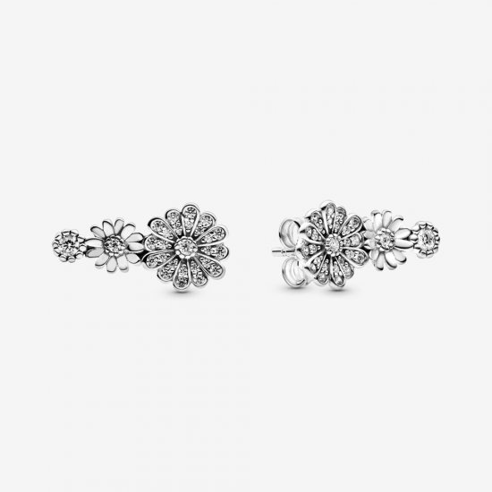 Brincos Sparkling Daisy Flower Trio Pandora - 298876C01  Clique na imagem para fechar