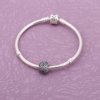Charm PANDORA de Prata Pavê de Zircônias Flor - 791129CZ
