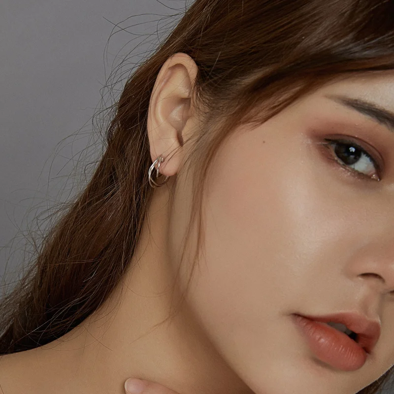 (imagem para) Brinco Argolas Linhas entrelaçadas estilo Pandora - BSE443 - Visualizar 6