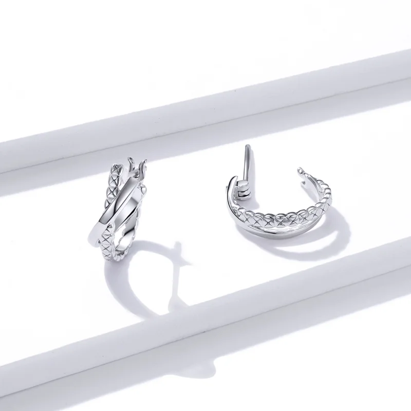 (imagem para) Brinco Argolas Textura de couro estilo Pandora - BSE440 - Visualizar 4