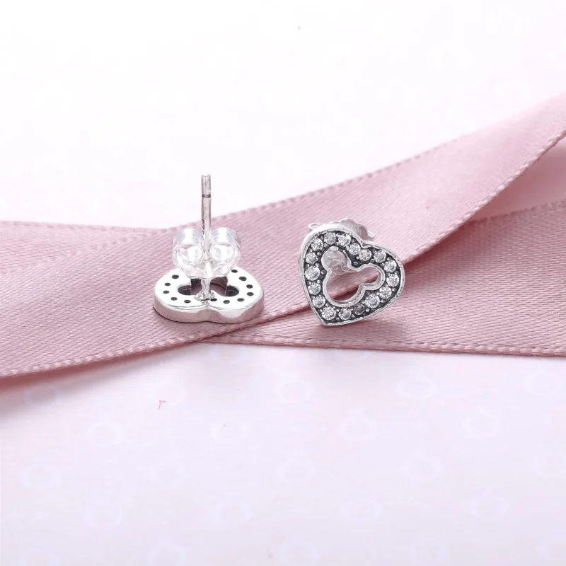 (imagem para) Brincos Pandora de prata Disney, Silhueta de mickey - Visualizar 3