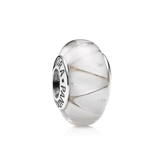 Charm PANDORA de Prata e Muranco Branco Triângulos - 790921  Clique na imagem para fechar