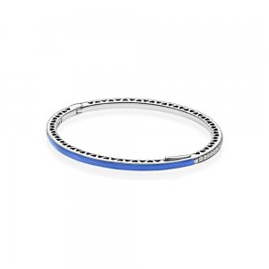 Bangle Radiant Hearts of PANDORA Azul - 590537EN82 - Pulseiras Bangle Radiant Hearts of PANDORA Azul - 590537EN82 - Pulseiras