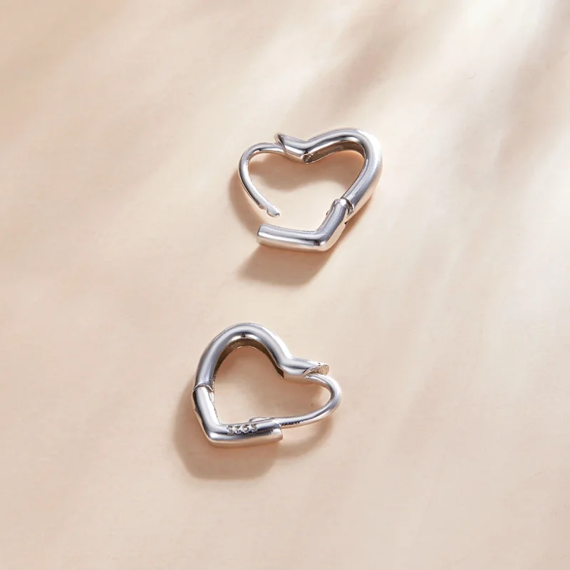 (imagem para) Pandora Style Metal Heart Hoop Earrings - SCE1174-A - Visualizar 3