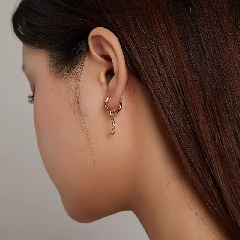 (imagem para) Pandora Style Minimalism - Crescent Hoop Earrings - SCE1191 - Visualizar 6