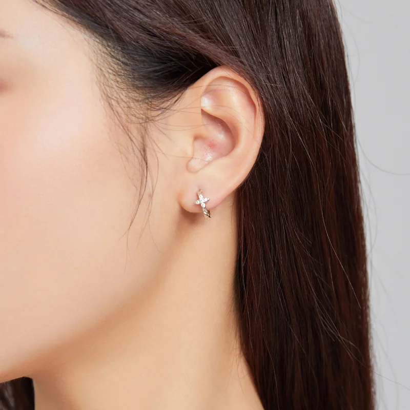 (imagem para) Pandora Style Sparkle Flower Hoop Earrings - SCE1043 - Visualizar 5