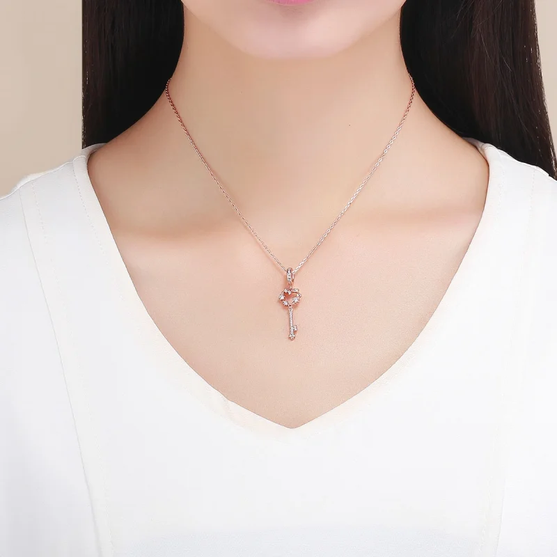 (imagem para) Pendente Chave Brilhante da Sorte estilo Pandora Rose - SCC1122 - Visualizar 2