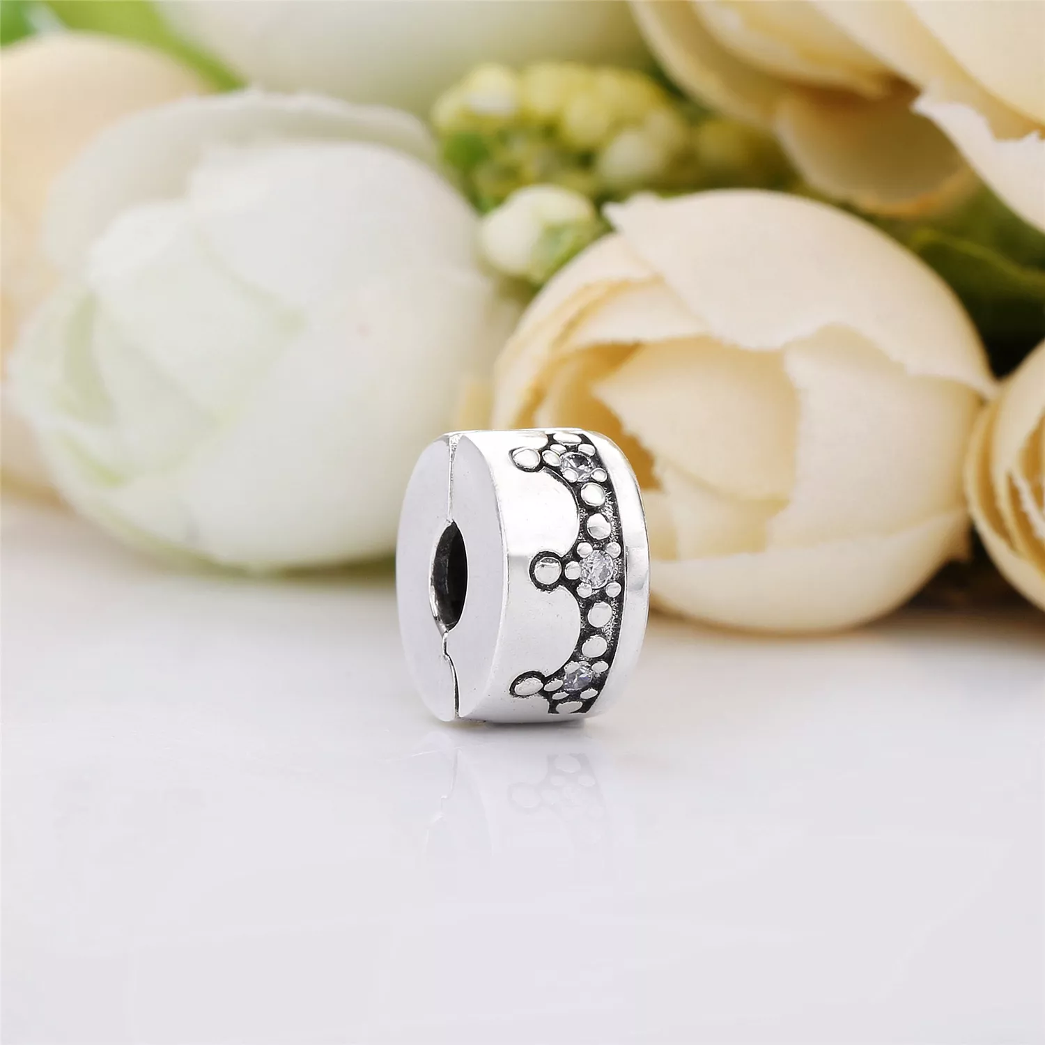 Clipe PANDORA Coroa da Princesa - 797634CZ