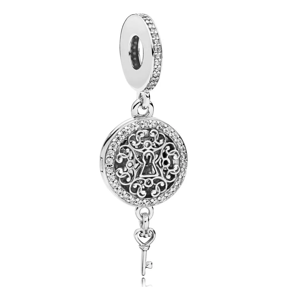 Pingente PANDORA Chave do Mundo Real - 797660CZ