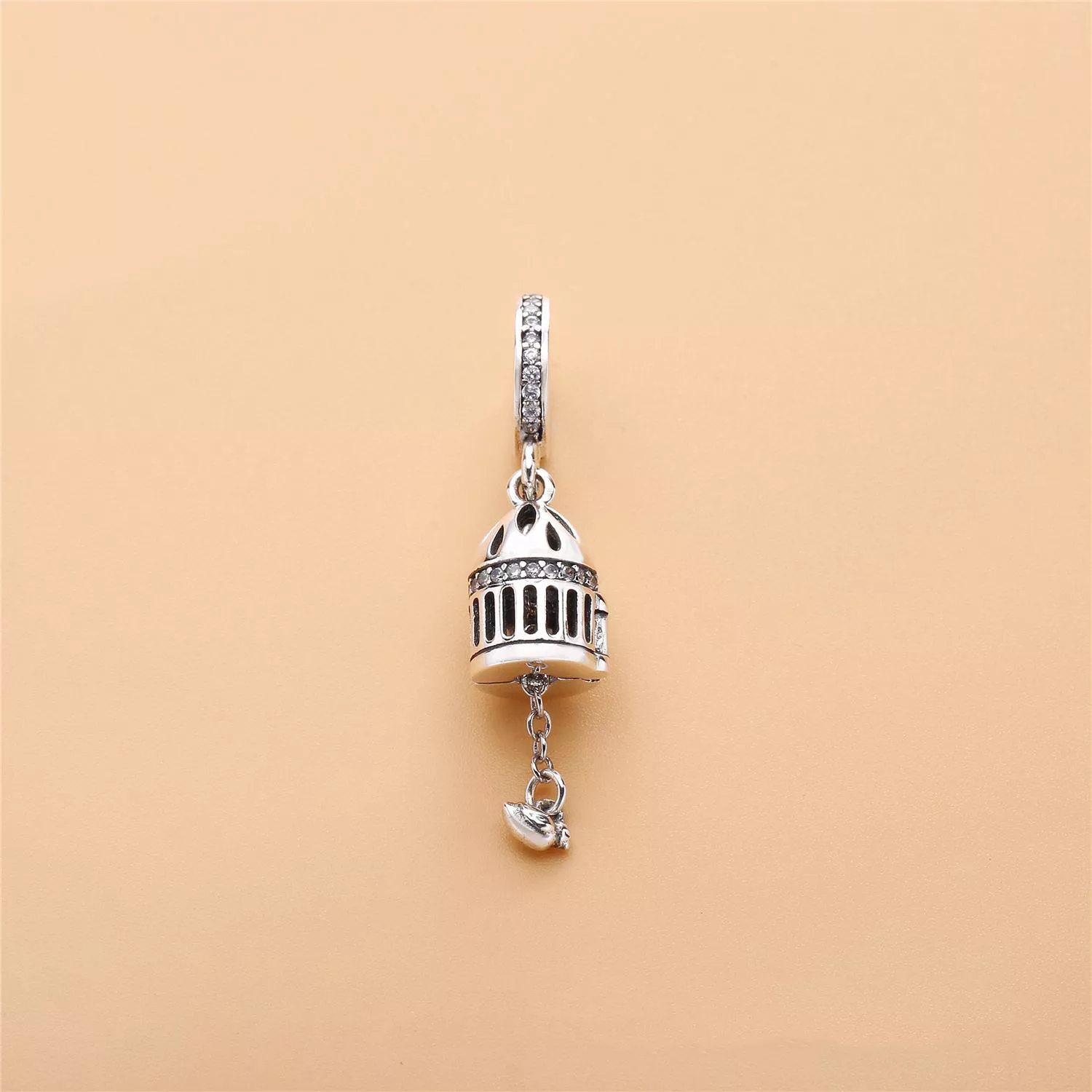 Pingente PANDORA Livre Como Um Passáro - 797575CZ