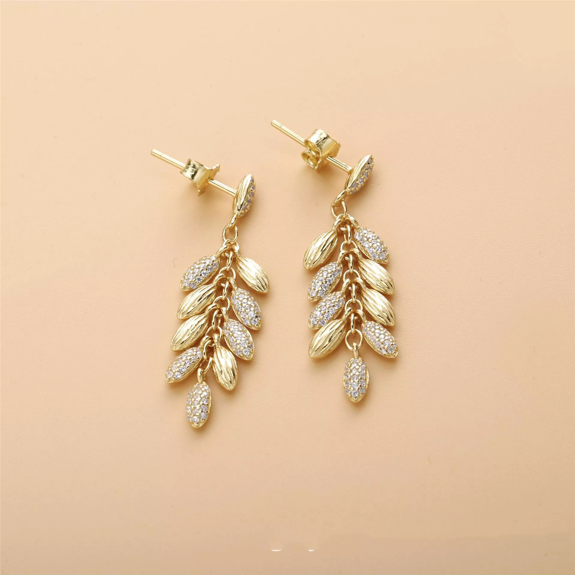 Brinco PANDORA Shine Sementes da Vida - 267674CZ