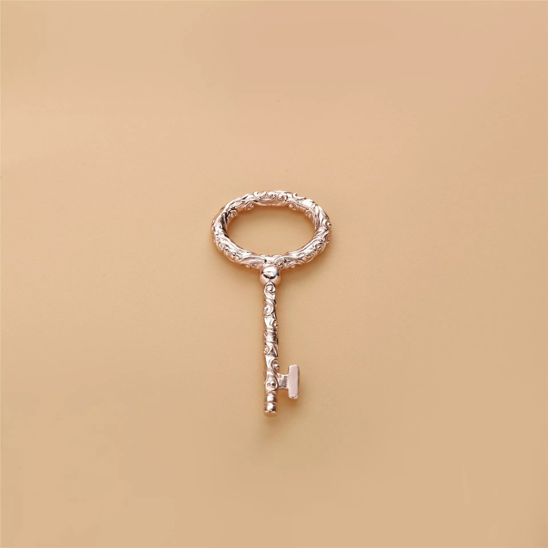 Colar PANDORA Rose™ Chave da Realeza - 387676-90