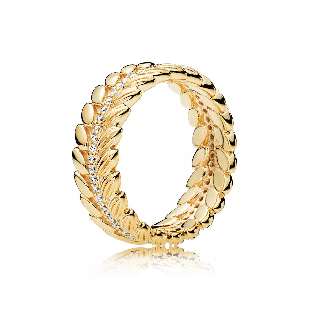 anel dourado pandora