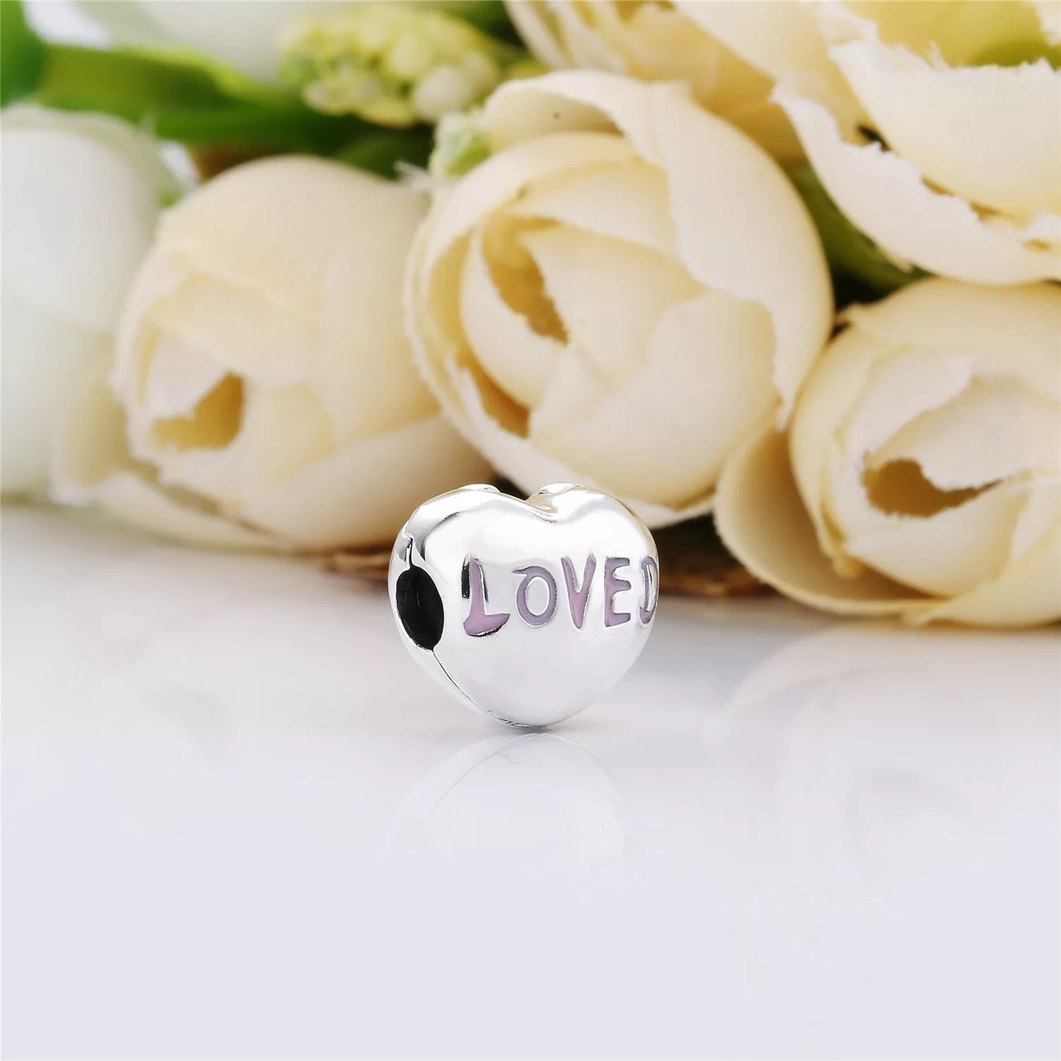 Clipe PANDORA Loved - 797807EN124 - Contas