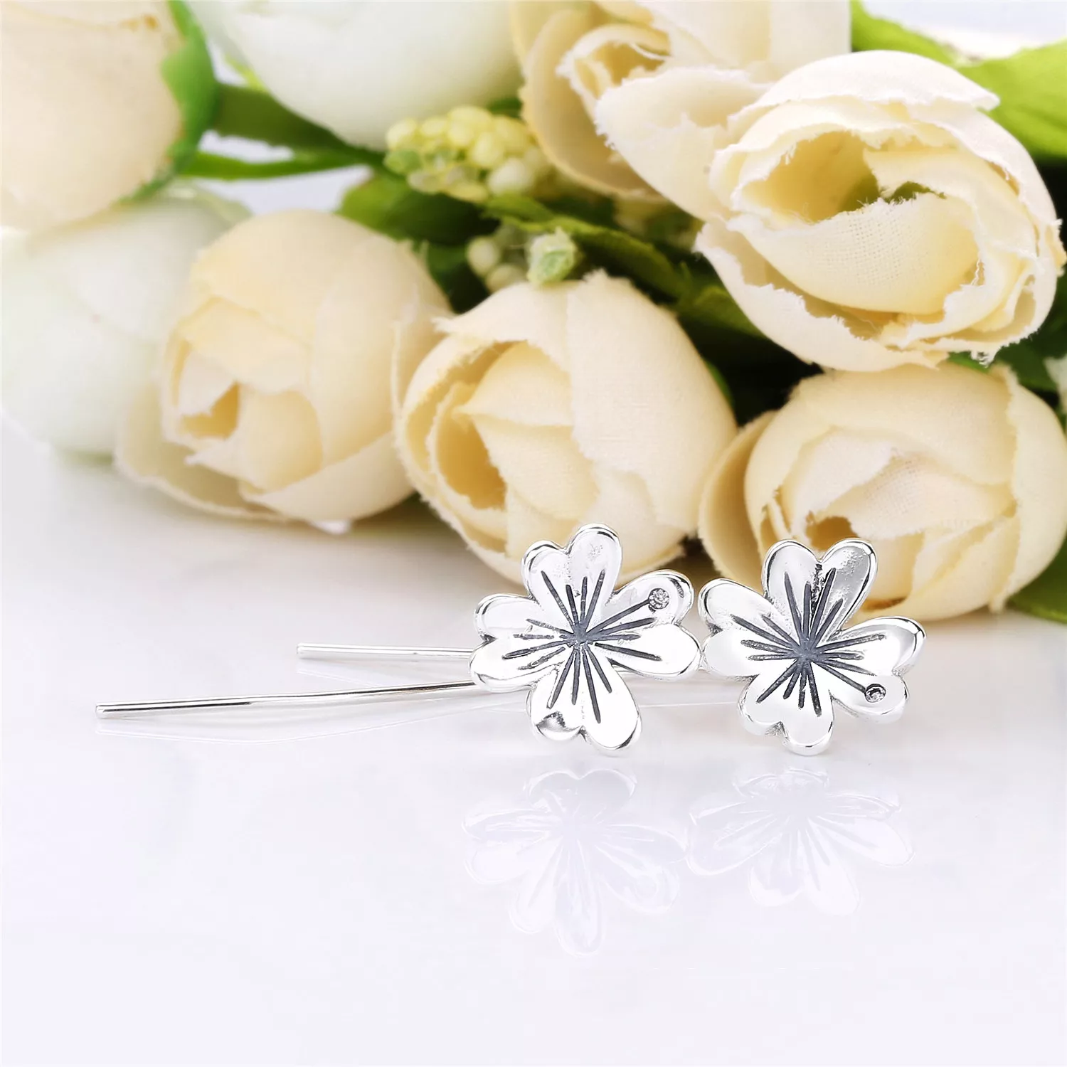 Brinco PANDORAs Lucky Four-Leaf Clovers - 297908CZ - Brinco PANDORAs