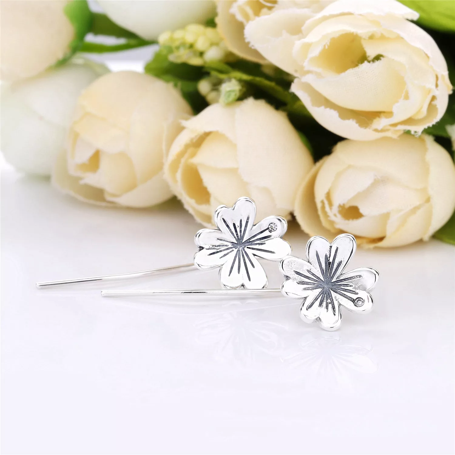 Brinco PANDORAs Lucky Four-Leaf Clovers - 297908CZ - Brinco PANDORAs