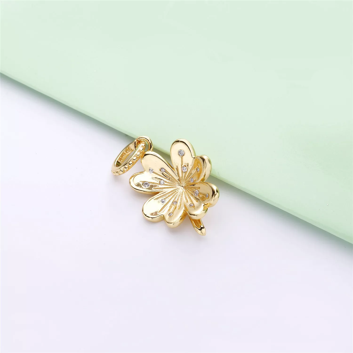 Charm Pendente Pandora Shine™ Corações Da Sorte